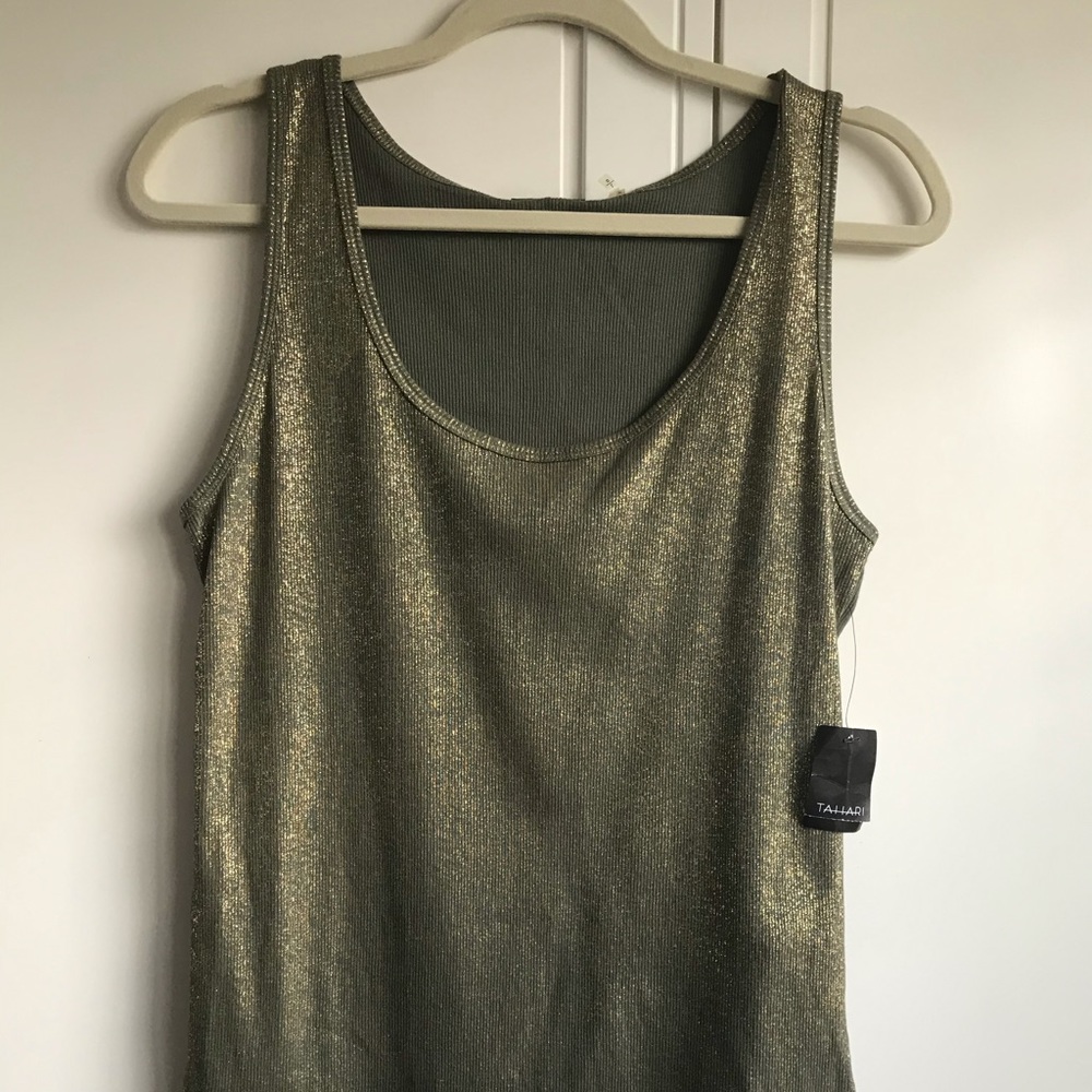 TAHARI thank top